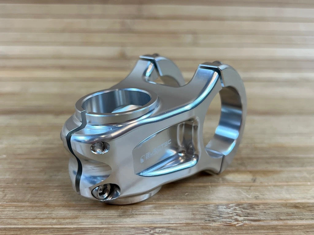 Burgtec MK3 Enduro Stem Vorbau Rhodium Silver 42,5mm / 35mm 5 Burgtec MK3 Enduro Stem Vorbau Rhodium Silver 42,5mm / 35mm – Bild 3