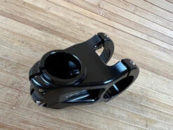 Burgtec MK3 Enduro Stem Vorbau Black 50mm / 35mm -Reverse Verkäufe IMG 1504 4638e5b7 bfad 4517 beac febc2e1eeb0e