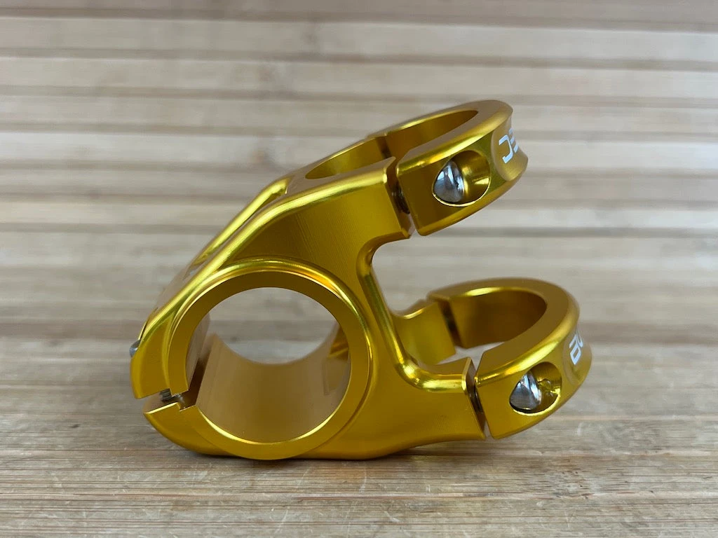 Burgtec MK3 Enduro Stem Vorbau Gold 35mm / 35mm 7 Burgtec MK3 Enduro Stem Vorbau Gold 35mm / 35mm – Bild 5