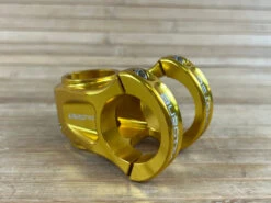 Burgtec MK3 Enduro Stem Vorbau Gold 42,5mm / 35mm -Reverse Verkäufe IMG 1518 39336e88 e0aa 413c 93c7 2d6ea0a24844