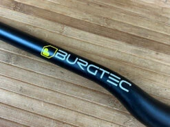 Burgtec Ride Wide Carbon Downhill Lenker 800 / 30 / 35 -Reverse Verkäufe IMG 1617