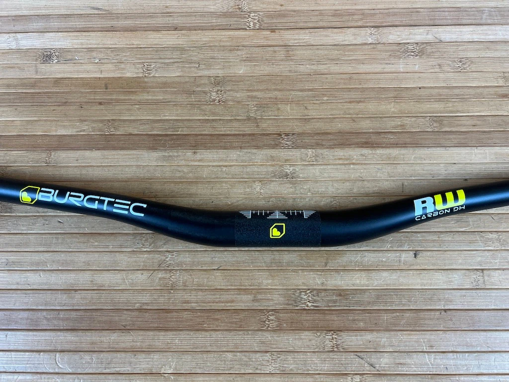 Burgtec Ride Wide Carbon Downhill Lenker 800 / 20 / 31,8mm 4 Burgtec Ride Wide Carbon Downhill Lenker 800 / 20 / 31,8mm – Bild 2