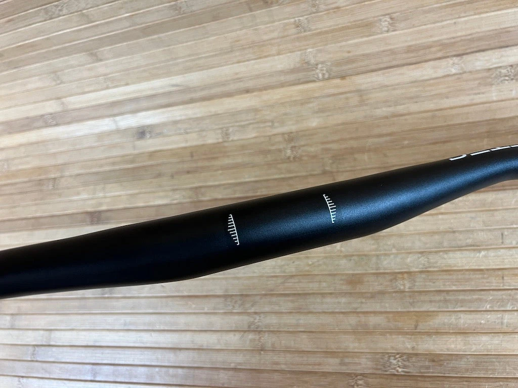 Burgtec Ride Wide Alu Enduro Lenker 800 / 15 / 35 7 Burgtec Ride Wide Alu Enduro Lenker 800 / 15 / 35 – Bild 5