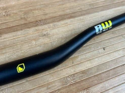 Burgtec Ride Wide Alu Downhill Lenker 800 / 30 / 35 -Reverse Verkäufe IMG 1659