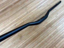 Burgtec Ride Wide Alu Downhill Lenker 800 / 30 / 35 -Reverse Verkäufe IMG 1661