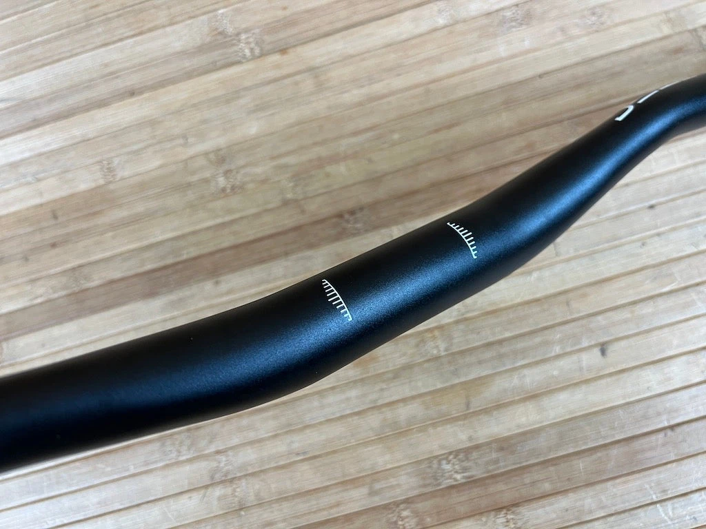 Burgtec Ride Wide Alu Enduro Lenker 800 / 30 / 31,8mm 6 Burgtec Ride Wide Alu Enduro Lenker 800 / 30 / 31,8mm – Bild 4