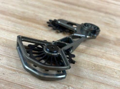 Fraezen Kaefig SRAM AXS / Mechanisch Bronze -Reverse Verkäufe IMG 1789 afc47112 ec07 46d3 b8a5 fe6fe9603034