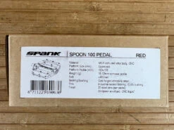 Spank Spoon 100 Pedale / Plattformpedale Rot -Reverse Verkäufe IMG 1800 35bb8eb8 fc37 4a8f b54b faa66f88d36d