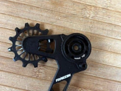 Fraezen Kaefig SRAM AXS / Mechanisch Schwarz -Reverse Verkäufe IMG 1801 82680c34 29f8 49fb b5ce 9761f39d245a