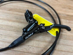 Formula CURA 4 Scheibenbremse Glossy Black VR Oder HR -Reverse Verkäufe IMG 1832