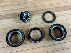 Reverse Components Base Steuersatz EC34 Classic 1 1/8" Schwarz -Reverse Verkäufe IMG 1977