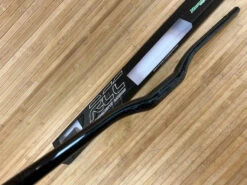 Reverse RCC-810 Carbon Lenker 31,8 / 810 / 25mm Gelb -Reverse Verkäufe IMG 1998