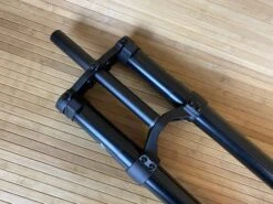 Manitou Dorado Comp 27,5" 47mm OS Federgabel 32 Manitou Dorado Comp 27,5" 47mm OS Federgabel -Reverse Verkäufe IMG 2095