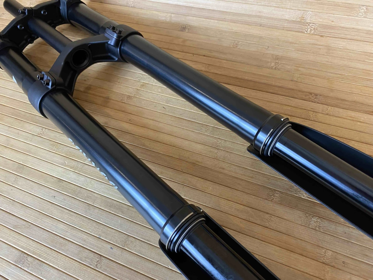 Manitou Dorado Comp 27,5" 47mm OS Federgabel 17 Manitou Dorado Comp 27,5" 47mm OS Federgabel – Bild 15