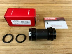 SRAM DUB Pressfit 30 68/73mm Road Innenlager