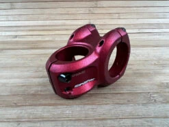 Spank Spoon 350 Stem / Vorbau Rot 35mm / 35mm -Reverse Verkäufe IMG 2265