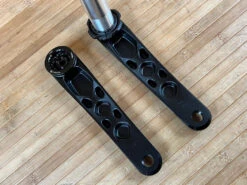 Race Face Turbine Kurbel / Kurbelset 175mm / 136mm Black -Reverse Verkäufe IMG 2323 7f70c670 c97c 40b8 bcc2 44c4abd41d02