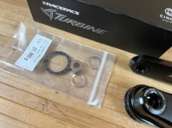 Race Face Turbine Kurbel / Kurbelset 170mm / 143mm Black -Reverse Verkäufe IMG 2340