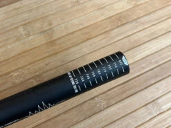 Reverse Seismic Carbon Lenker 31,8mm / 810mm Black / White -Reverse Verkäufe IMG 2882