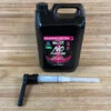 Muc-Off Muc Off No Puncture Hassle 5L Dichtmilch Kanister 1 Muc-Off Muc Off No Puncture Hassle 5L Dichtmilch Kanister -Reverse Verkäufe IMG 3515 a33d4d09 359f 4818 a043 a644f550d374