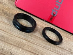 SRAM DUB Pressfit 30 100 SBC Mm Innenlager -Reverse Verkäufe IMG 3560