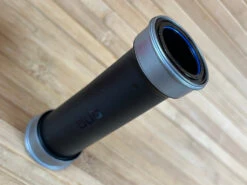 SRAM DUB Pressfit 121mm Stahl MTB Innenlager -Reverse Verkäufe IMG 3566