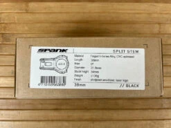 Spank Split Stem / Vorbau Black 31,8mm / 38mm 19 Spank Split Stem / Vorbau Black 31,8mm / 38mm -Reverse Verkäufe IMG 3688 af33f418 3b02 434d b4df b86cf7282be2