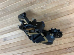 TRP DH7 Schaltwerk & Schalthebel Set 7-fach Gold 24 TRP DH7 Schaltwerk & Schalthebel Set 7-fach Gold -Reverse Verkäufe IMG 3988