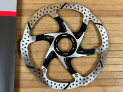 TRP TR-42 Disc / Bremsscheibe 6-Loch 203mm / 2,3mm -Reverse Verkäufe IMG 3999 3f8188f3 2802 420c a5b6 cec2f8031e81