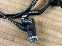 Magura MT4 EStop Bremse / Scheibenbremse -Reverse Verkäufe IMG 4008