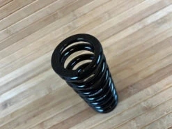 FOX Stahlfeder 450 X 2.8 137mm / 35mm Schwarz -Reverse Verkäufe IMG 4306