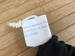 Intend Blackline Smarty Headcap Set Mit Kralle Schwarz 22,2-23,5mm 11 Intend Blackline Smarty Headcap Set Mit Kralle Schwarz 22,2-23,5mm -Reverse Verkäufe IMG 4447