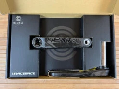Race Face Next R Carbon Kurbelset 175mm 68/73mm Black 20 Race Face Next R Carbon Kurbelset 175mm 68/73mm Black -Reverse Verkäufe IMG 4463 47d5899d 85ef 4c50 af0e a5d3b6d6af36