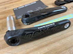 Race Face Next R Carbon Kurbelset 175mm 68/73mm Black 15 Race Face Next R Carbon Kurbelset 175mm 68/73mm Black -Reverse Verkäufe IMG 4467 adc01f4b 998c 4d10 a363 3761f65de086