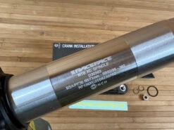 Race Face Next R Carbon Kurbelset 175mm 68/73mm Black 17 Race Face Next R Carbon Kurbelset 175mm 68/73mm Black -Reverse Verkäufe IMG 4469 d7a12edd b89d 4c1f 8a5b 379438c14b61