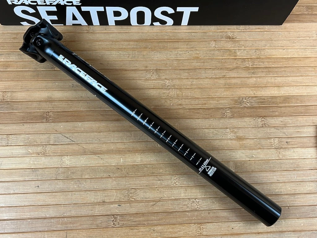 Race Face Turbine Sattelstütze 31,6mm / 400mm Black 7 Race Face Turbine Sattelstütze 31,6mm / 400mm Black – Bild 5