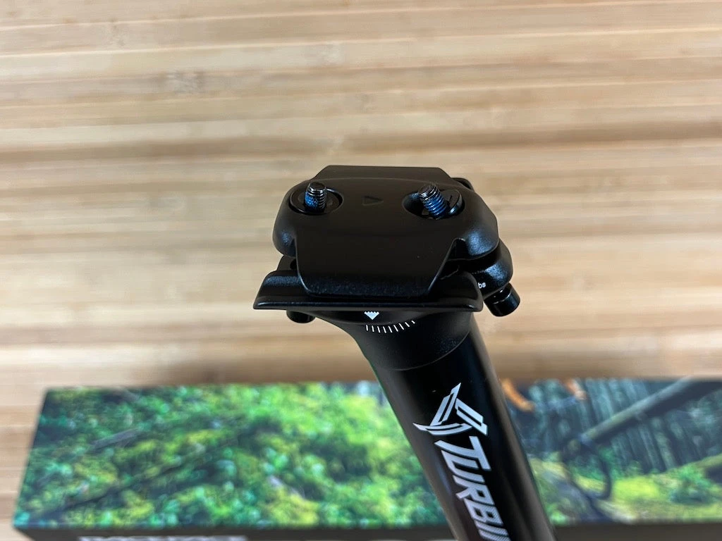 Race Face Turbine Sattelstütze 30,9mm / 400mm Black 7 Race Face Turbine Sattelstütze 30,9mm / 400mm Black – Bild 5