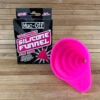 Muc-Off Muc Off Collapsible Silicone Funnel Trichter Zusammenklappbar 1 Muc-Off Muc Off Collapsible Silicone Funnel Trichter Zusammenklappbar -Reverse Verkäufe IMG 4549 48185f38 1dab 47e7 a269 e6ddd08b00e3
