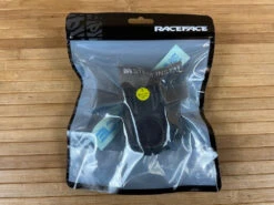 Race Face Aeffect R Vorbau 40mm / 35mm Black -Reverse Verkäufe IMG 4582 5cf4c942 6549 4891 b9e0 6806ef2a0b75