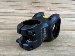 Race Face Aeffect R Vorbau 40mm / 35mm Black -Reverse Verkäufe IMG 4589