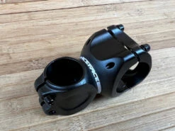 Race Face Aeffect Vorbau 50mm / 35mm Black -Reverse Verkäufe IMG 4606 00312de8 0ee3 4eee aae6 019e392f46a8