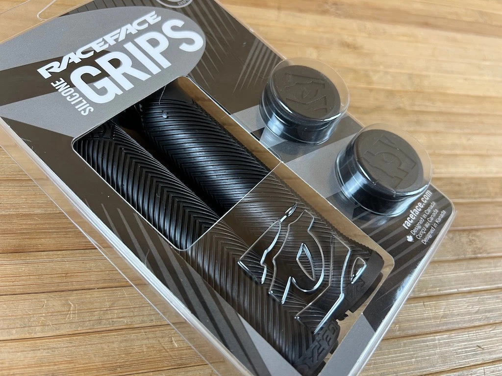 Race Face Love Handle Lock On Griffe Schwarz 4 Race Face Love Handle Lock On Griffe Schwarz – Bild 2