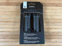 Race Face Getta Grip Lock On Griffe Schwarz 30mm -Reverse Verkäufe IMG 4639 aa832b6e 4202 41d9 81d9 fcd89660b2a9