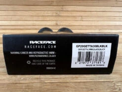 Race Face Getta Grip Lock On Griffe Schwarz 30mm -Reverse Verkäufe IMG 4640