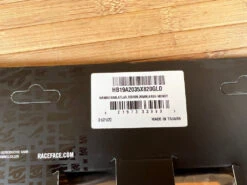 Race Face Atlas Lenker Kash Money / Gold 820mm 35mm 19 Race Face Atlas Lenker Kash Money / Gold 820mm 35mm -Reverse Verkäufe IMG 4718