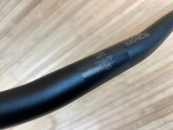 Race Face Atlas Lenker Stealth / Black 820mm 35mm -Reverse Verkäufe IMG 4733