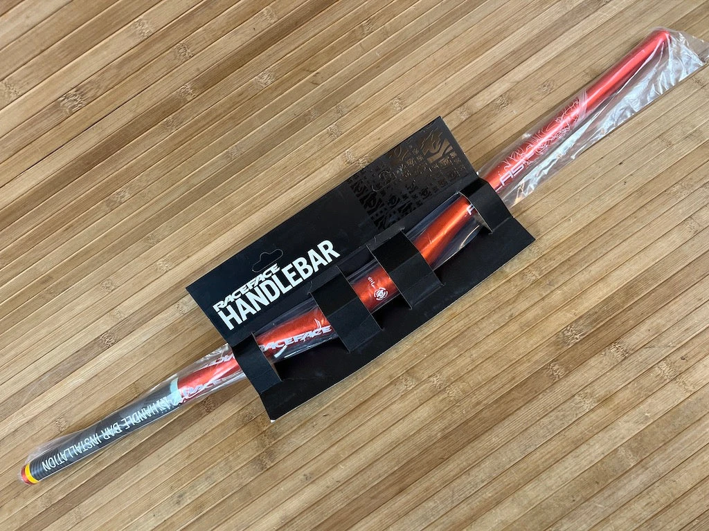 Race Face Atlas Lenker Orange 785mm / 31,8mm 10 Race Face Atlas Lenker Orange 785mm / 31,8mm – Bild 8