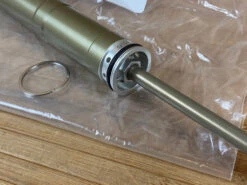 FOX 38 Air Shaft Kit 160mm 2021 -Reverse Verkäufe IMG 4799