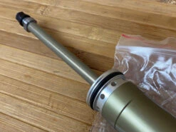 FOX 38 Air Shaft Kit 160mm 2021 -Reverse Verkäufe IMG 4801