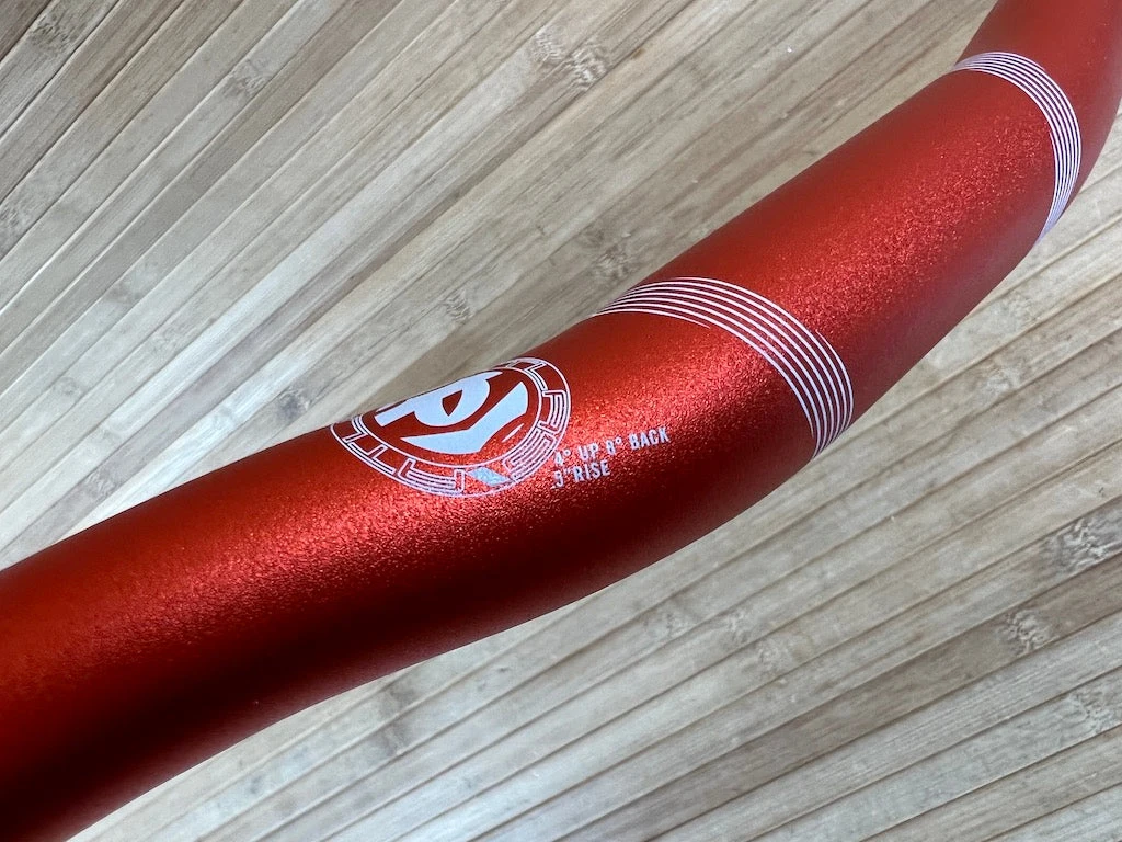 Race Face Atlas Lenker Orange 785mm / 31,8mm 8 Race Face Atlas Lenker Orange 785mm / 31,8mm – Bild 6